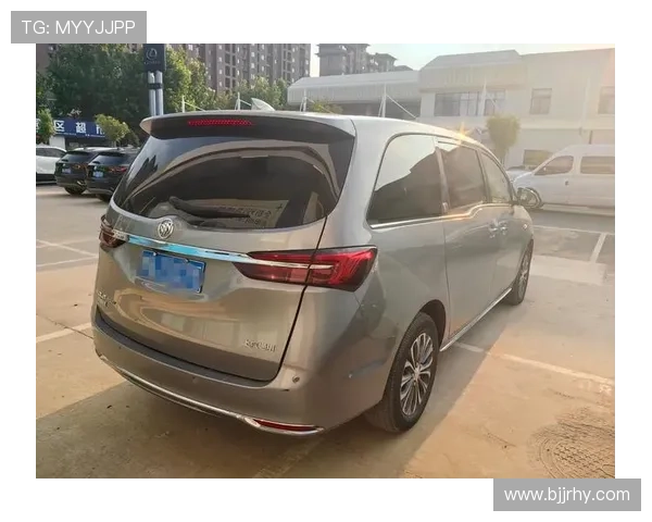 10 万级大 7 座 MPV 来了：比 GL8 更能打，空间是捷达两倍