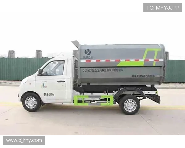100辆祥菱V1车厢可卸式垃圾车交付 用品质赢得行业认可